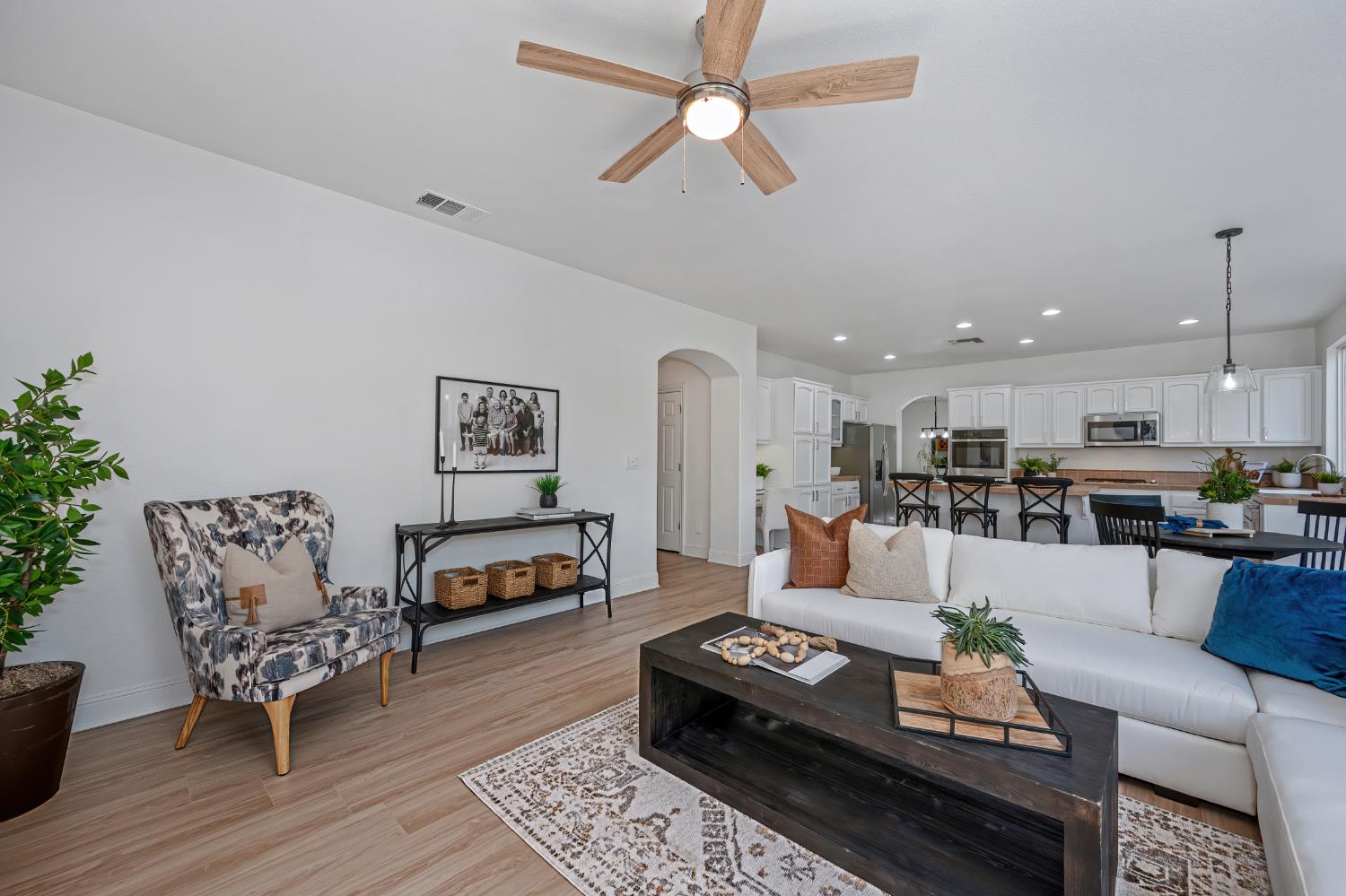 820 Travis Street Folsom, CA 95630 - Photo 19 of 47 a living room with furniture and kitchen view