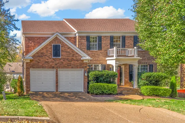 $639,999 | 5741 Sterling Oaks Drive, Brentwood, TN 37027