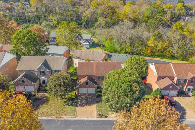 $639,999 | 5741 Sterling Oaks Drive, Brentwood, TN 37027