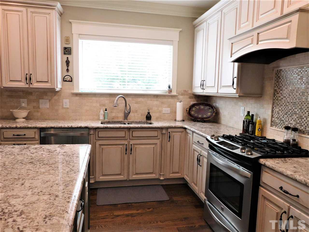 2309 Finley Ridge Lane Raleigh, NC 27615 - Photo 8 of 30