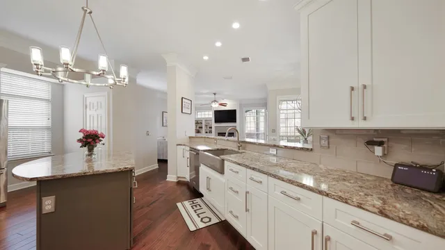 $999,999 | 3728 Mosswood Court, Jacksonville, FL 32223