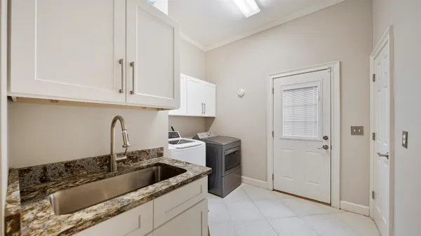 $999,999 | 3728 Mosswood Court, Jacksonville, FL 32223