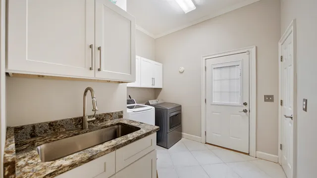 $999,999 | 3728 Mosswood Court, Jacksonville, FL 32223