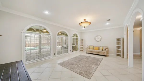 $999,999 | 3728 Mosswood Court, Jacksonville, FL 32223