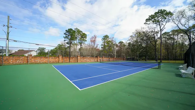 $999,999 | 3728 Mosswood Court, Jacksonville, FL 32223