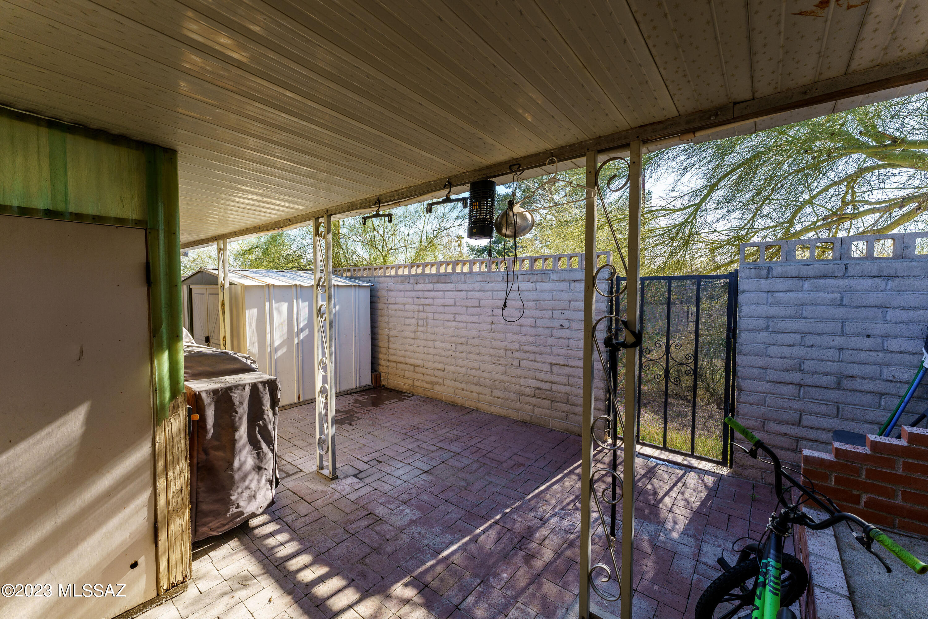 1977 West Dominy Road Tucson, AZ 85713 - Photo 10 of 14