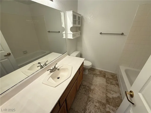 $2,395 | 3411 Classic Bay Lane, Las Vegas, NV 89117