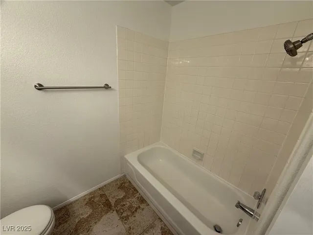 $2,395 | 3411 Classic Bay Lane, Las Vegas, NV 89117