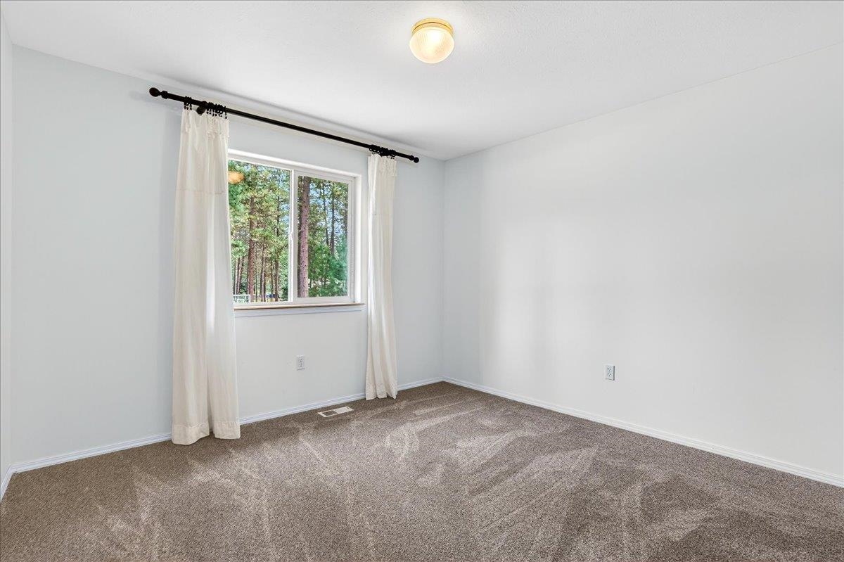 18222 North Kimberly Road Colbert, WA 99005 - Photo 24 of 48