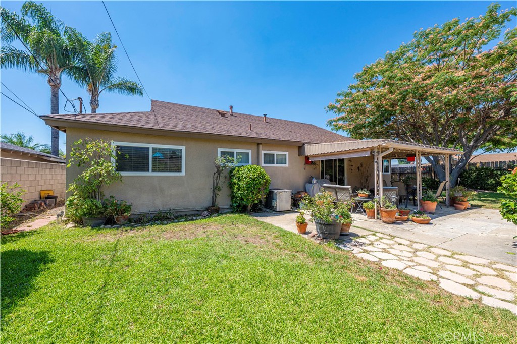 8630 Holly Street Rancho Cucamonga, CA 91701 - Photo 49 of 50