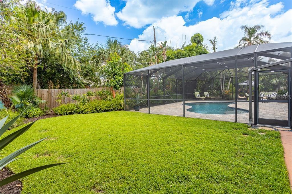 3649 Foster Hill Drive North St. Petersburg, FL 33704 - Photo 65 of 74