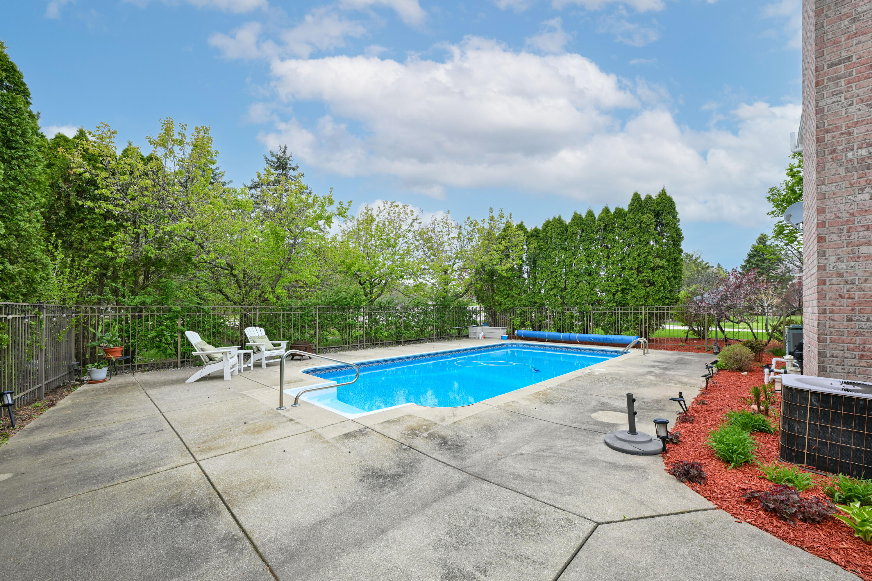 17155 Vanderbilt Street Brookfield, WI 53005 - Photo 35 of 58 Beautiful Pool