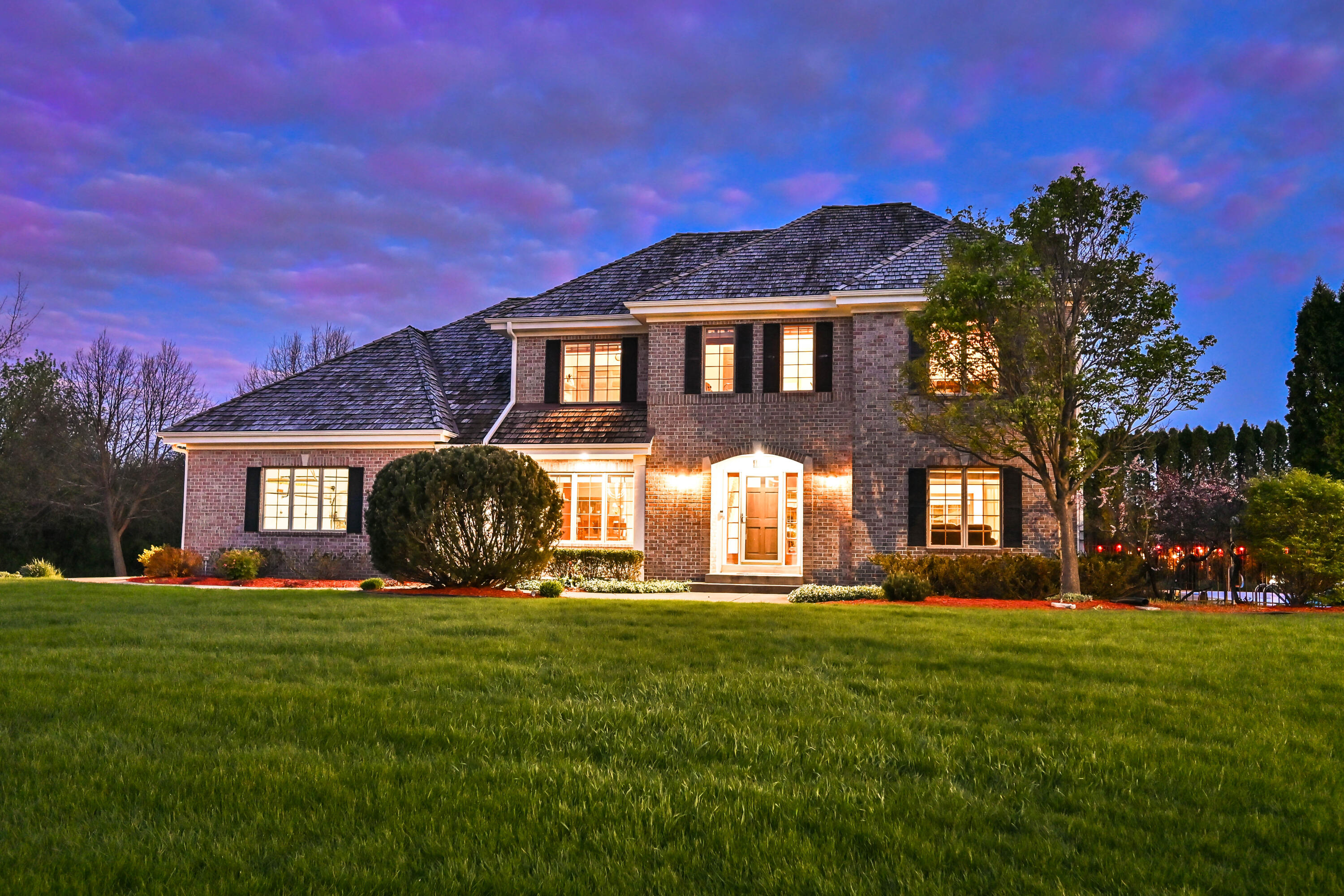 17155 Vanderbilt Street Brookfield, WI 53005 - Photo 50 of 58 Beautiful Colonial