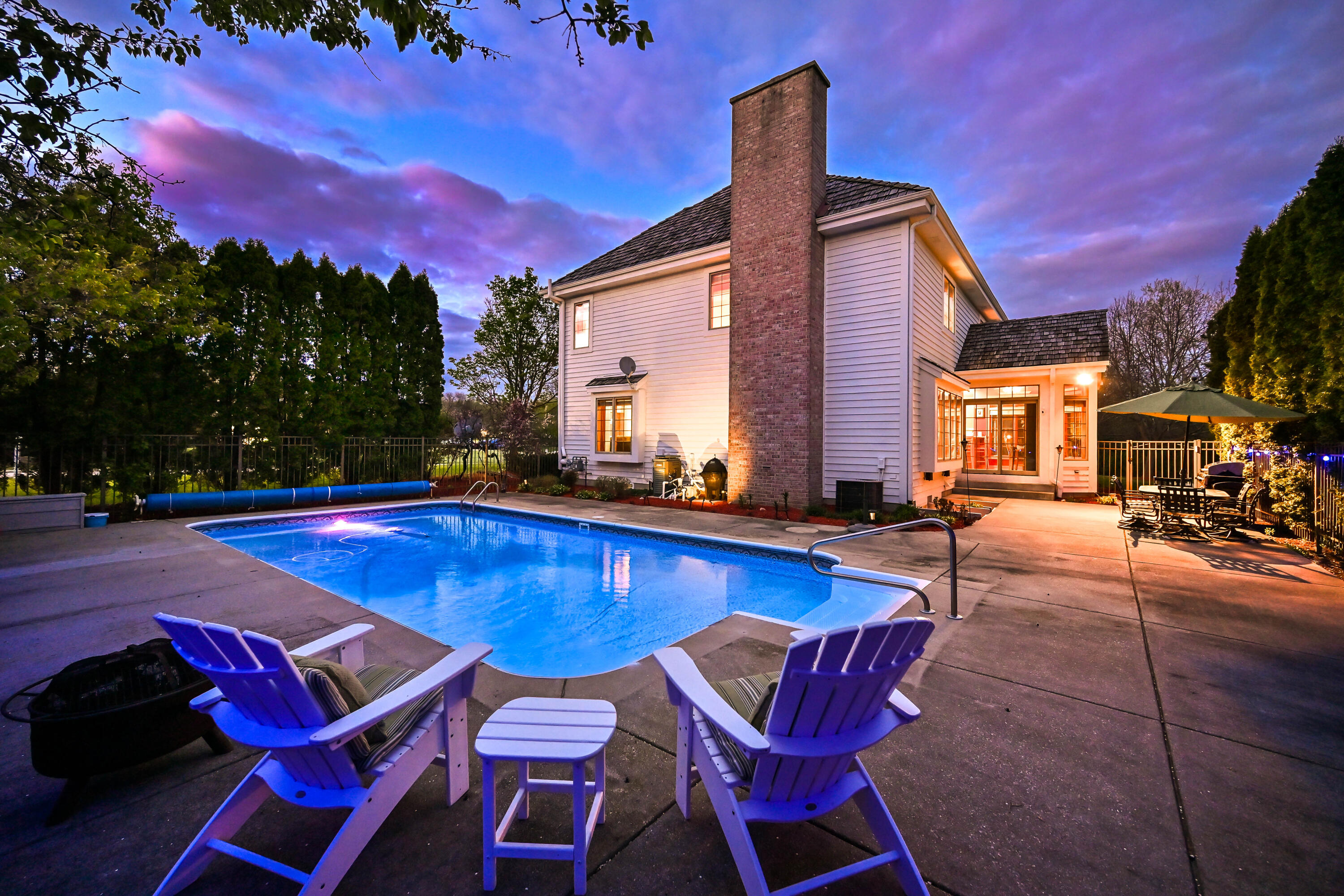 17155 Vanderbilt Street Brookfield, WI 53005 - Photo 51 of 58 Evenings Poolside