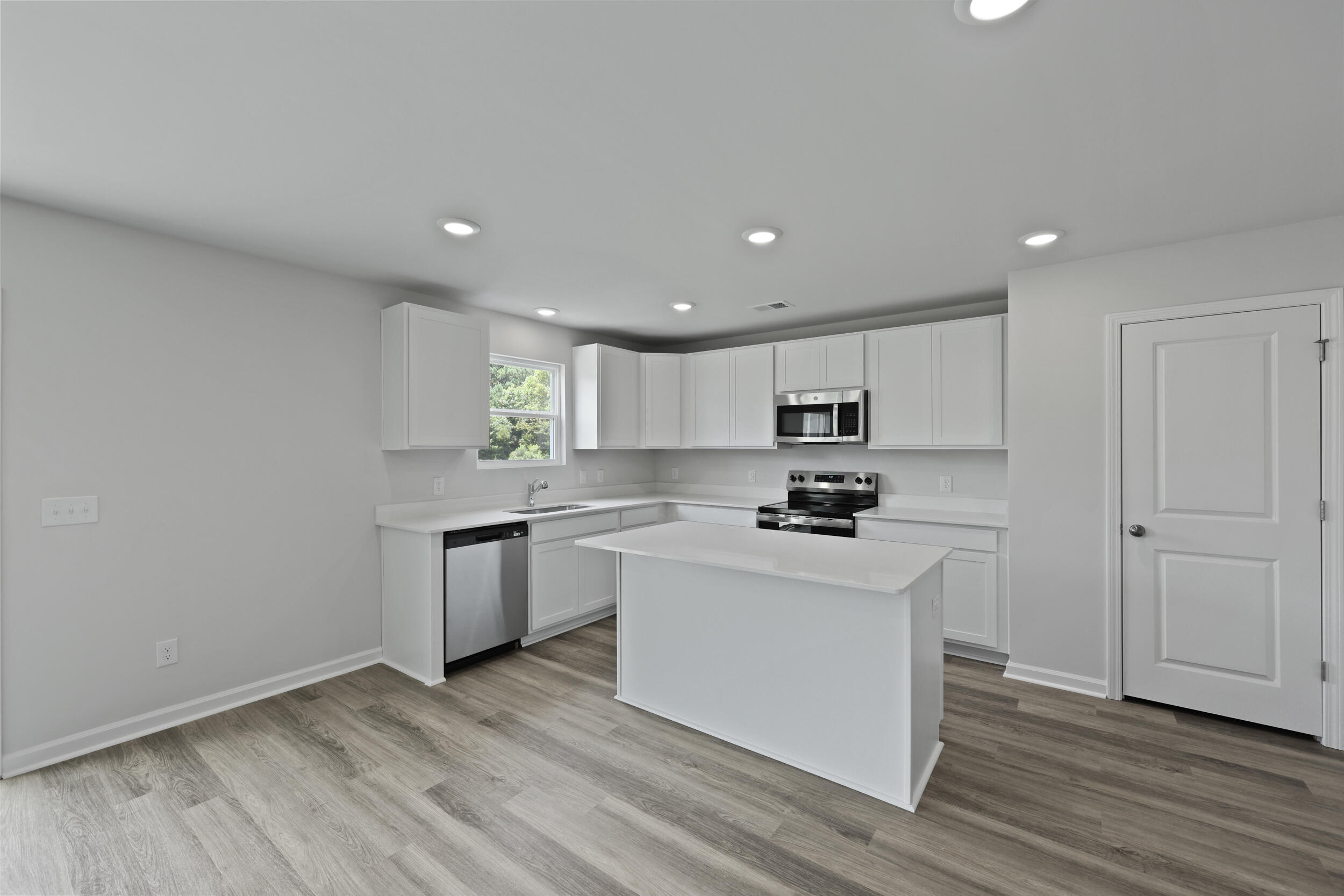 7032 Windham Way Ladson, SC 29456 - Photo 5 of 49 Quartz Island!