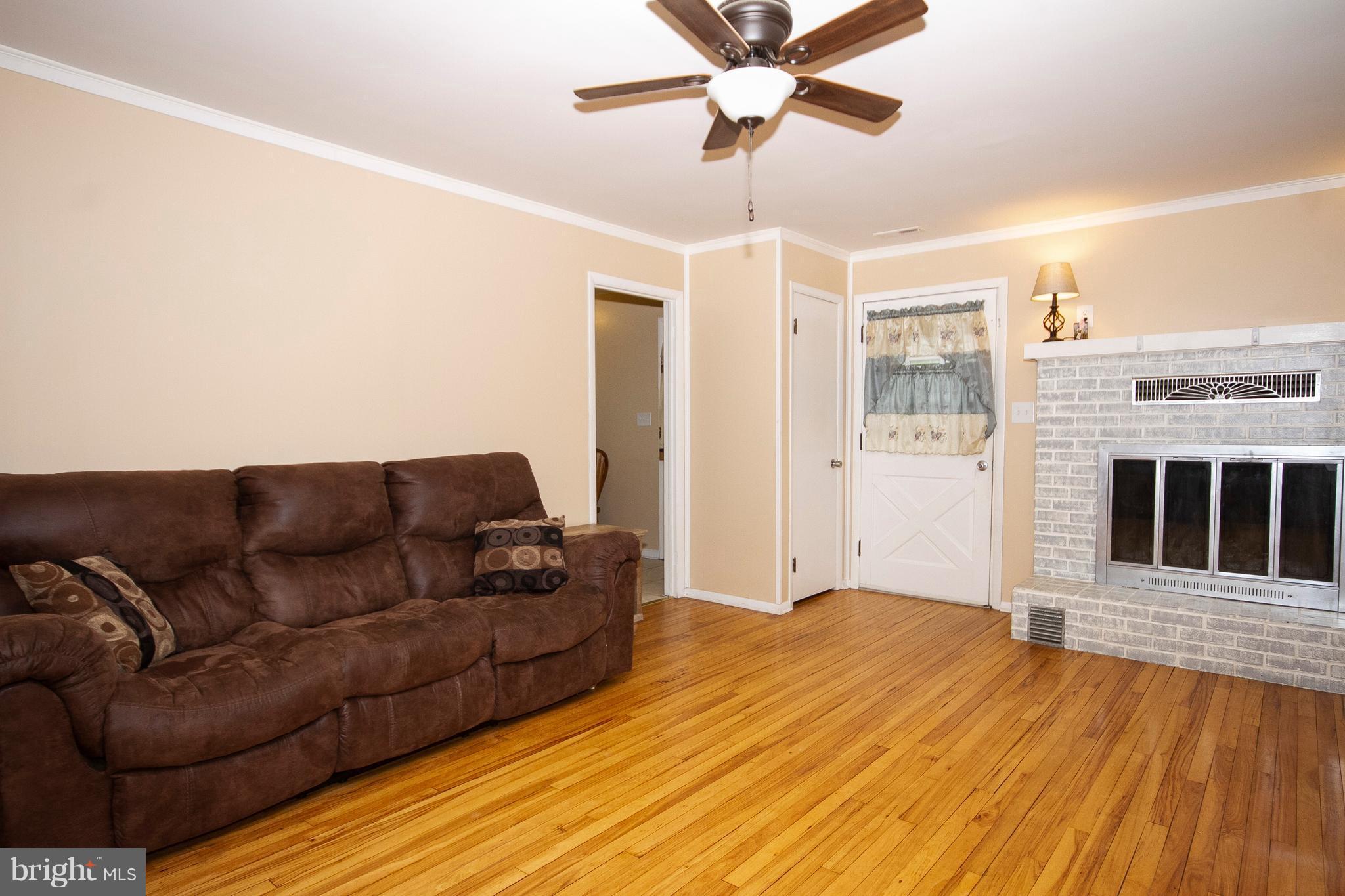 1615 Bollinger Road Westminster, MD 21157 - Photo 6 of 30 Living Room