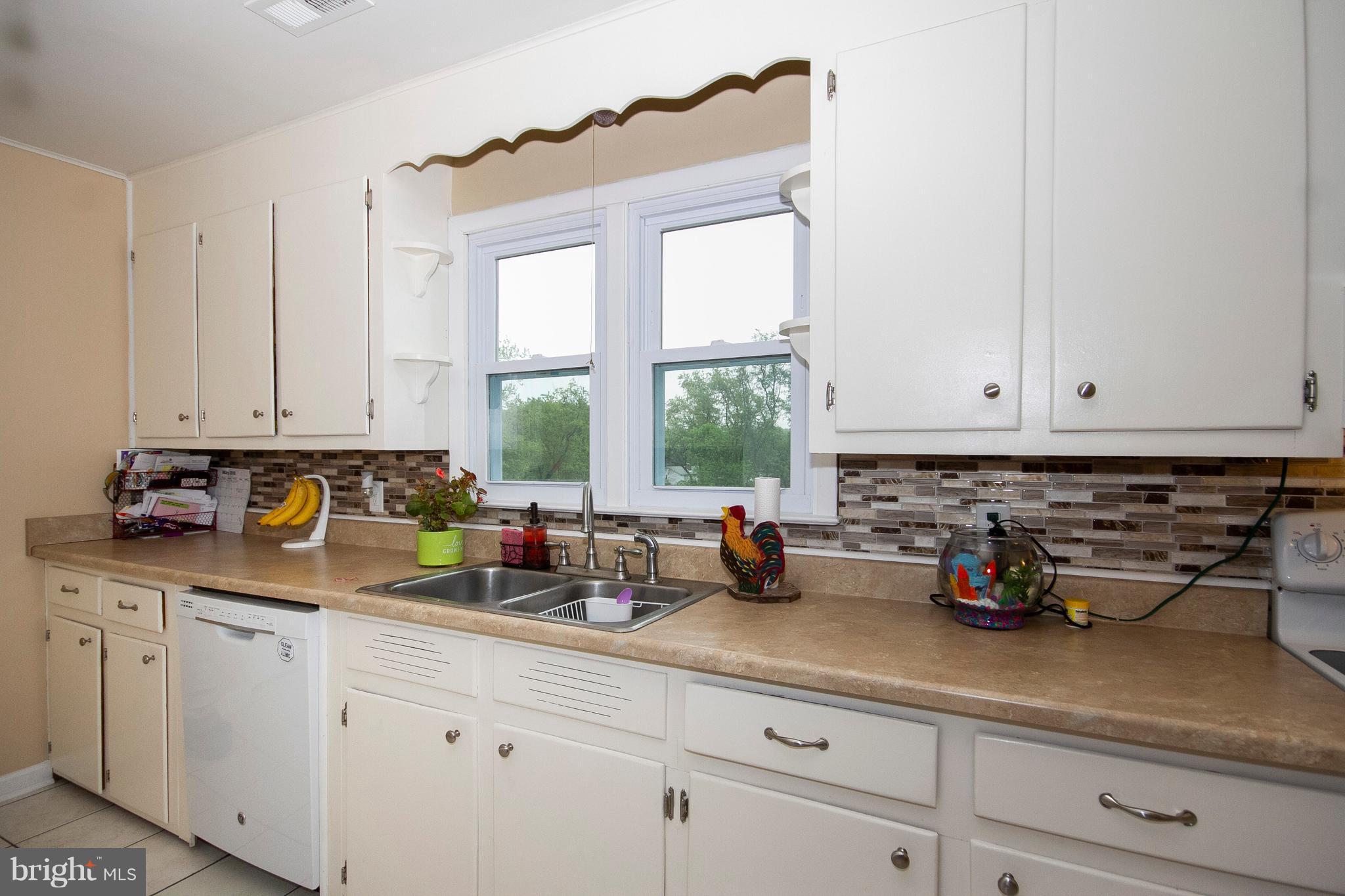 1615 Bollinger Road Westminster, MD 21157 - Photo 8 of 30 Kitchen