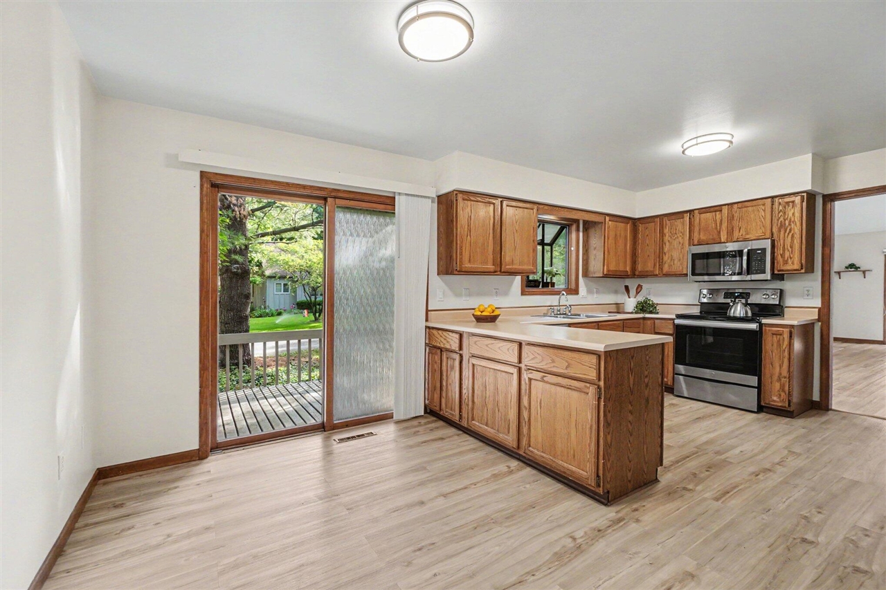 213 Raintree Circle, Unit 55 Kalamazoo, MI 49006 - Photo 10 of 32