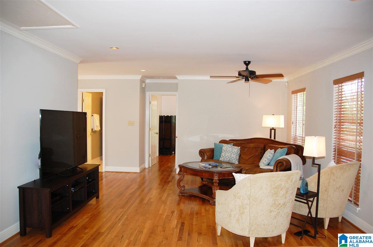 302 Redfern Street Birmingham, AL 35209 - Photo 8 of 36