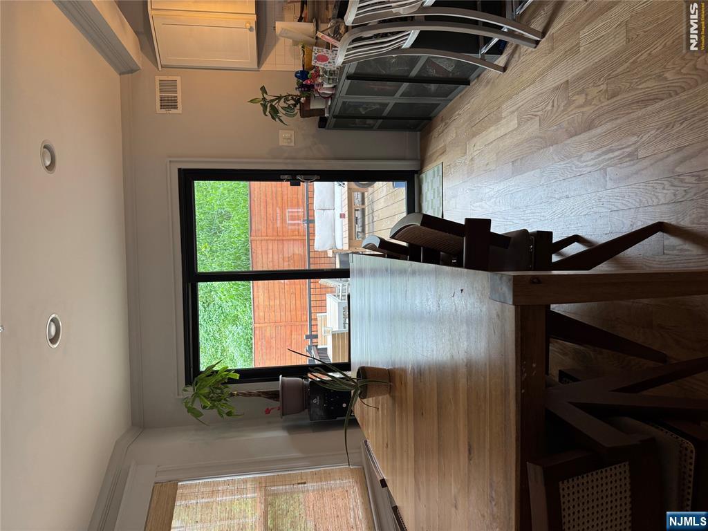36 Edgewood Road Glen Ridge, NJ 07028 - Photo 7 of 22