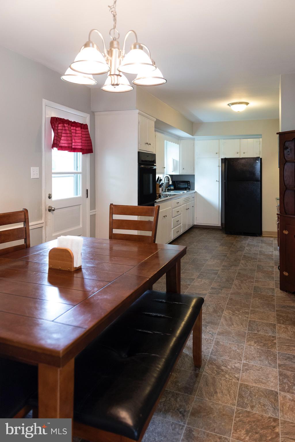524 Lexington Road Lancaster, PA 17603 - Photo 11 of 36 Gallery Image 11