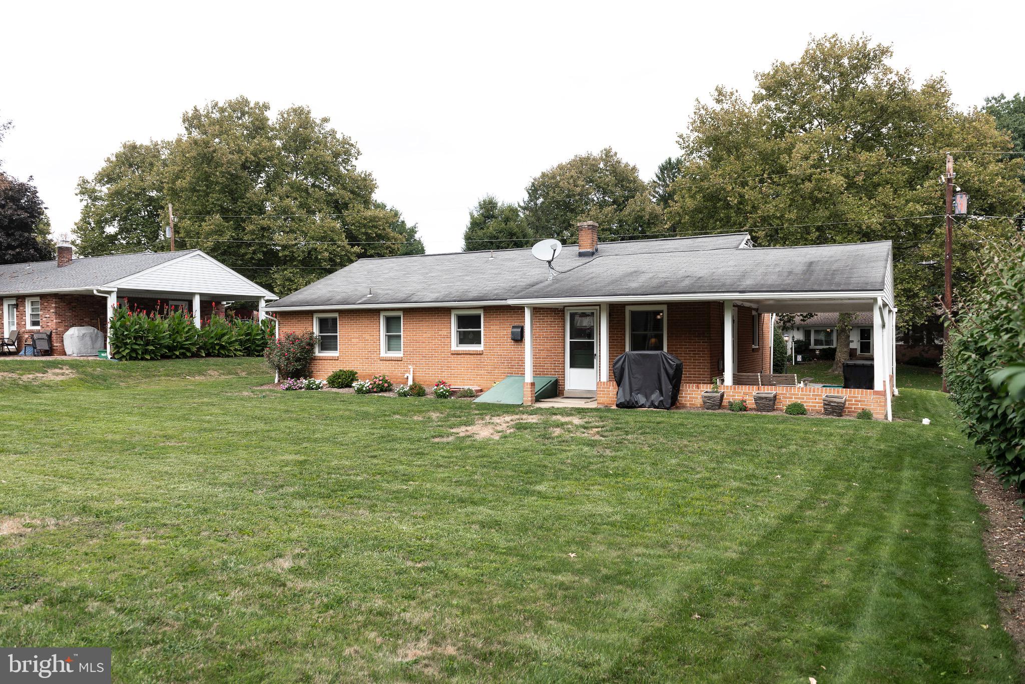 524 Lexington Road Lancaster, PA 17603 - Photo 34 of 36 Gallery Image 34