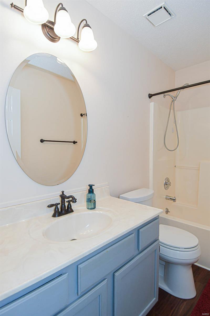 1042 Cantebury Circle Imperial, MO 63052 - Photo 18 of 45