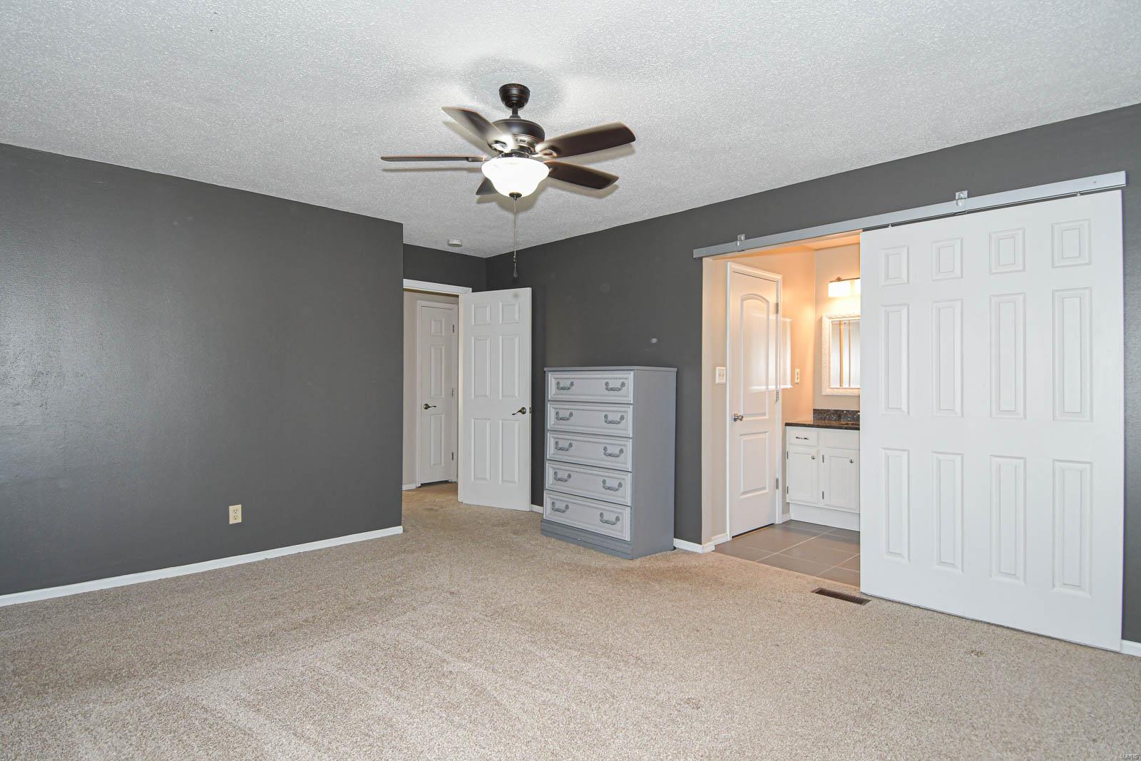 1042 Cantebury Circle Imperial, MO 63052 - Photo 19 of 45