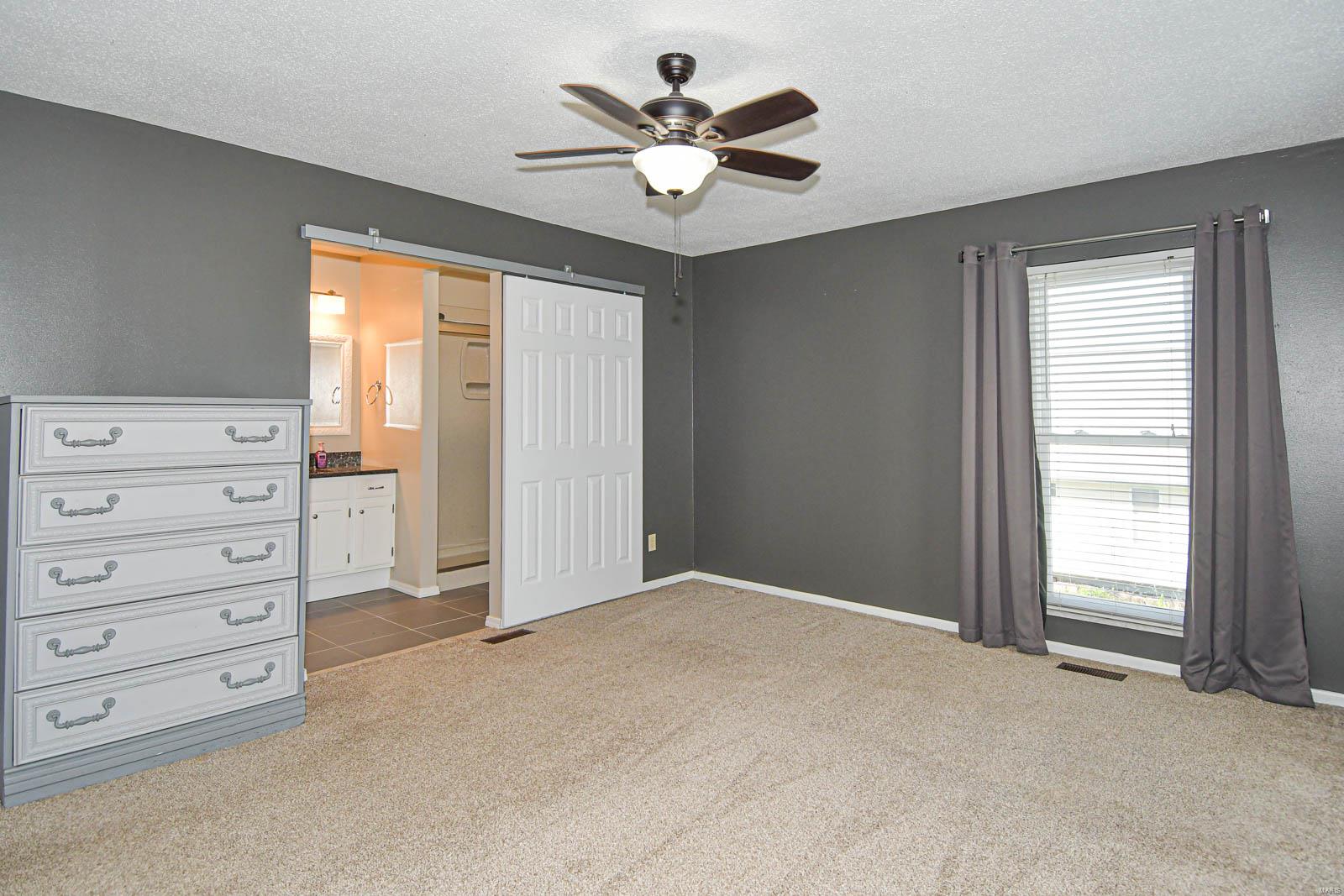 1042 Cantebury Circle Imperial, MO 63052 - Photo 20 of 45