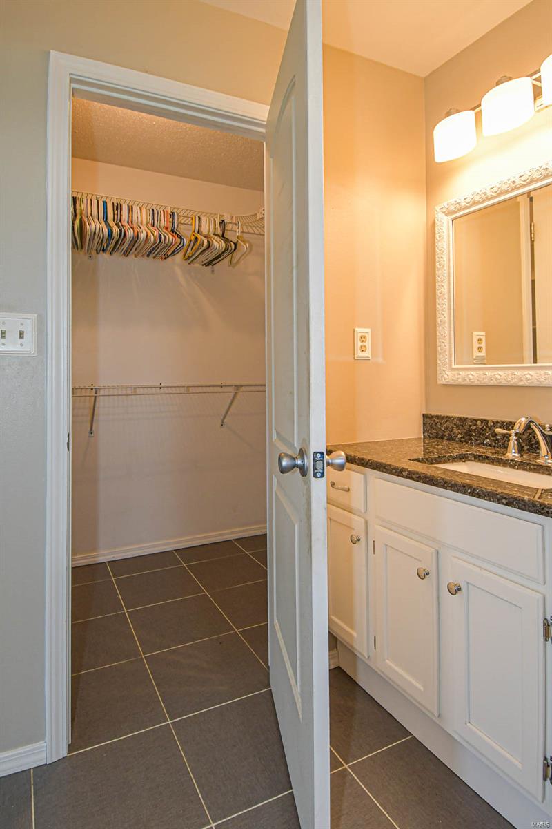 1042 Cantebury Circle Imperial, MO 63052 - Photo 25 of 45