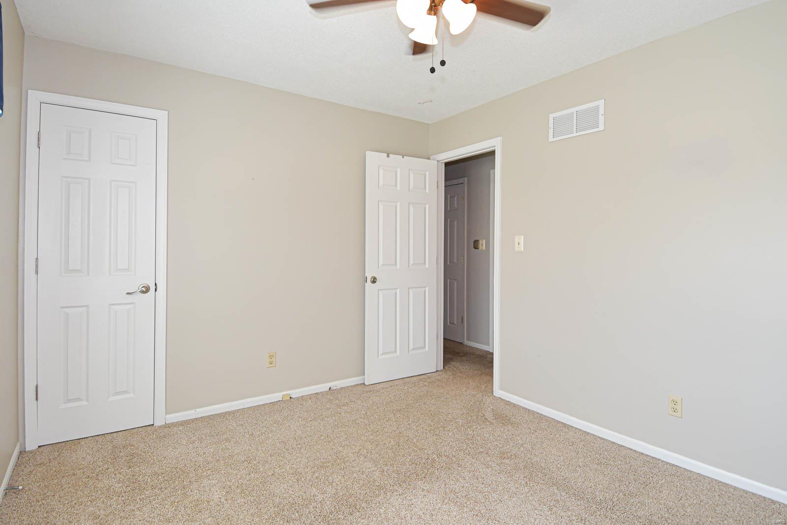 1042 Cantebury Circle Imperial, MO 63052 - Photo 26 of 45