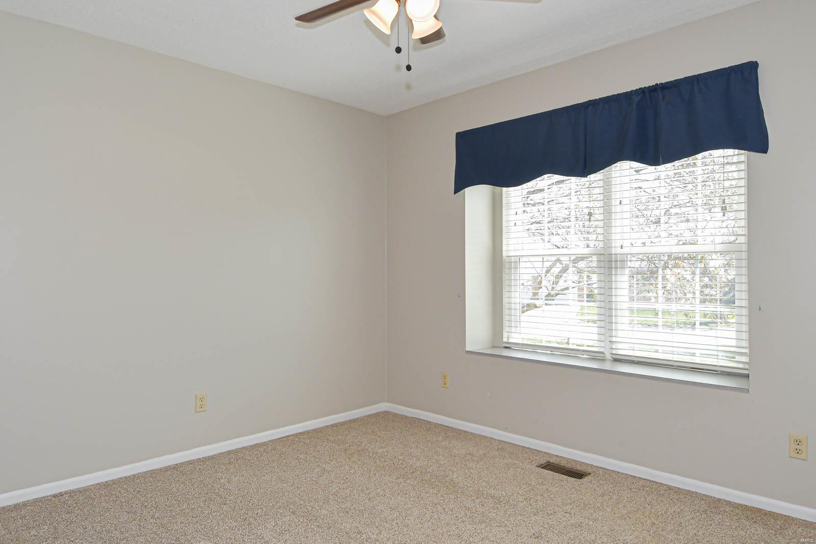 1042 Cantebury Circle Imperial, MO 63052 - Photo 27 of 45