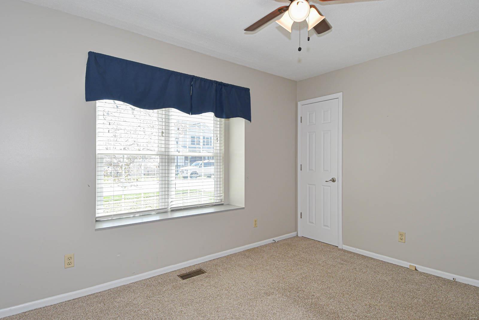 1042 Cantebury Circle Imperial, MO 63052 - Photo 28 of 45