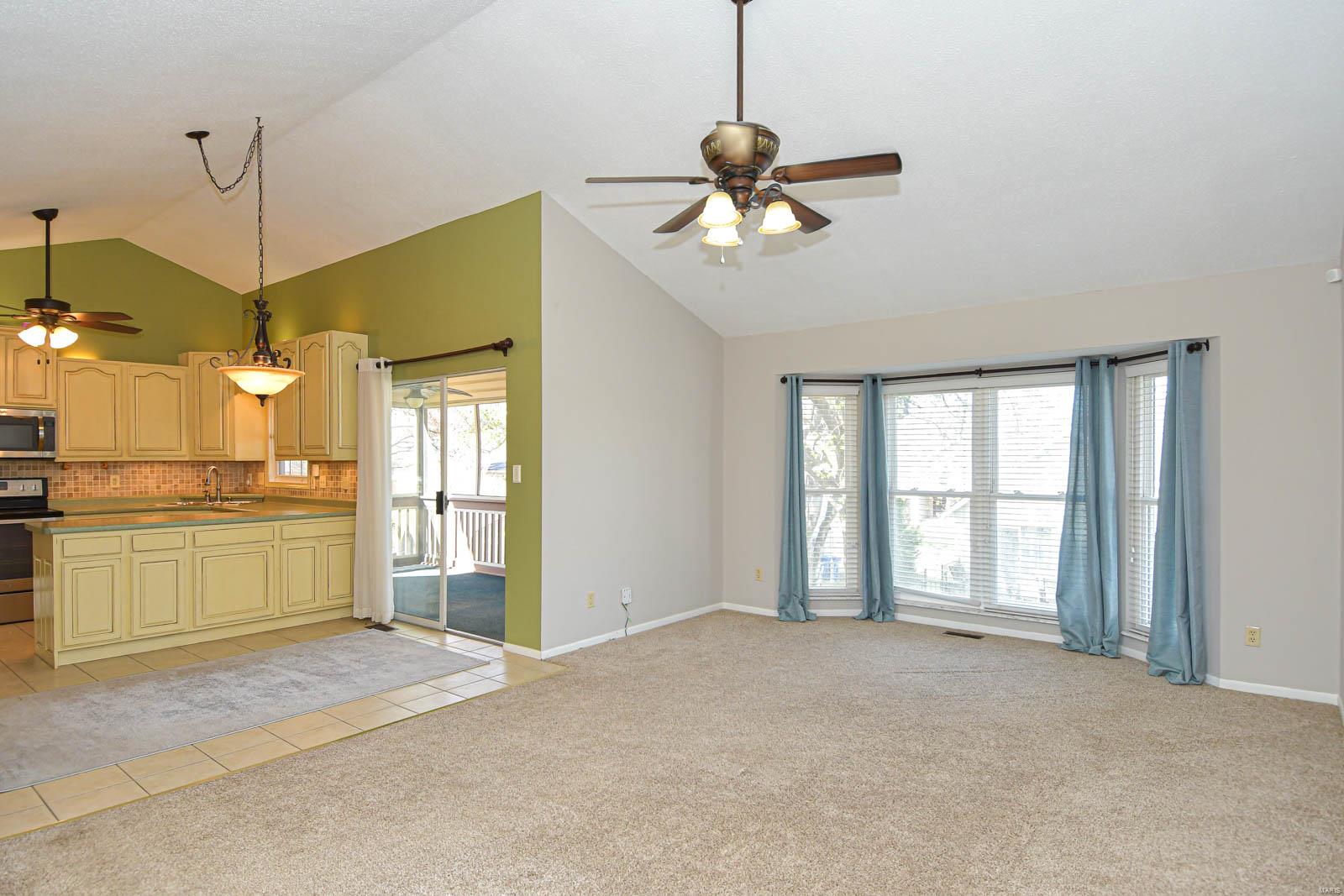 1042 Cantebury Circle Imperial, MO 63052 - Photo 5 of 45