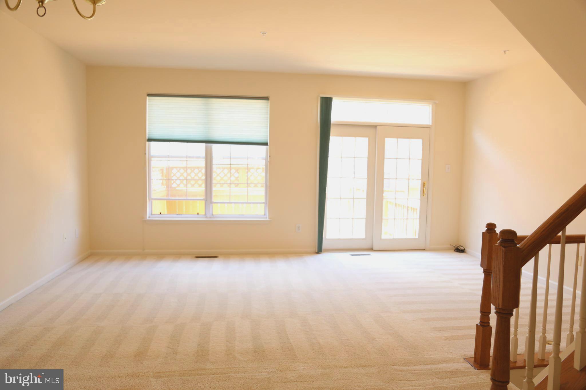 9724 Athletic Way Gaithersburg, MD 20878 - Photo 11 of 18 Family Room