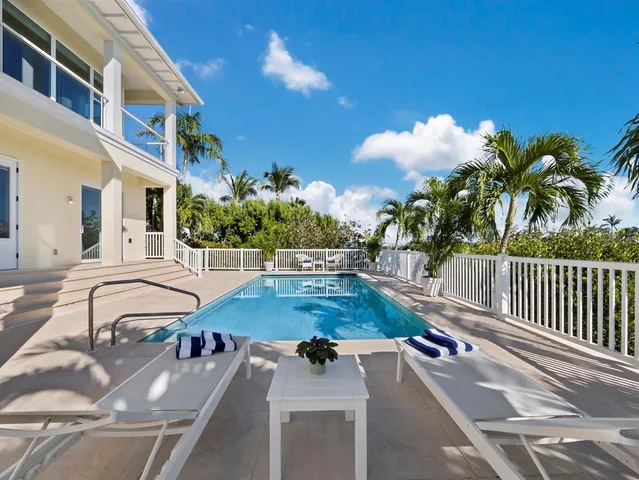 $9,400,000 | 1600 Jean Lafitte Drive, Boca Grande, FL 33921