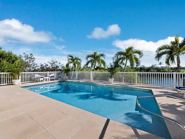 $9,400,000 | 1600 Jean Lafitte Drive, Boca Grande, FL 33921