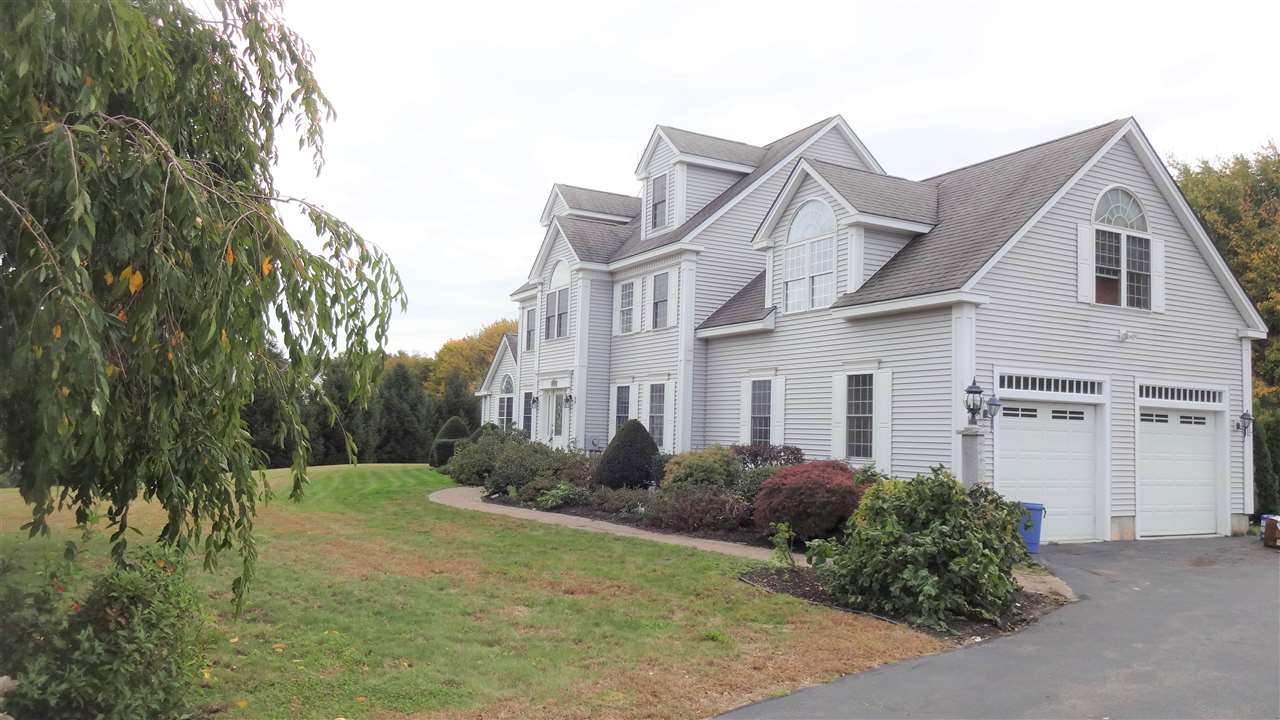 7 Fieldstone Lane Hampton Falls, NH 03844 - Photo 2 of 36 Gallery Image 2