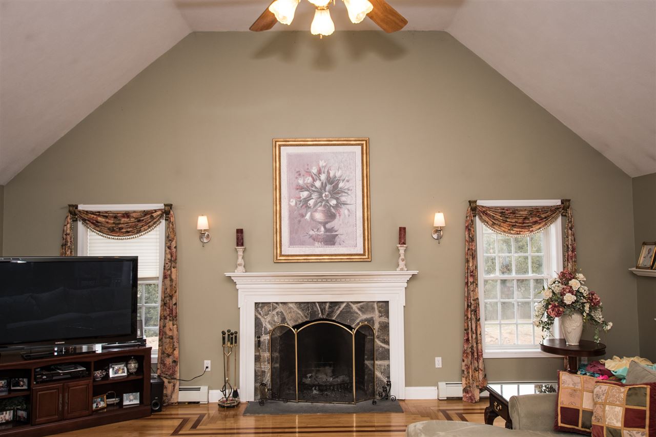 7 Fieldstone Lane Hampton Falls, NH 03844 - Photo 18 of 36 Gallery Image 18