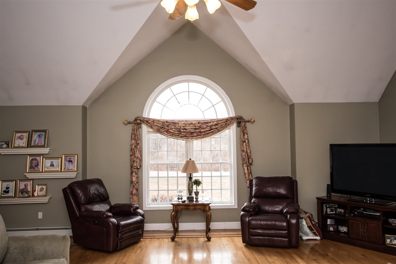 7 Fieldstone Lane Hampton Falls, NH 03844 - Photo 20 of 36 Gallery Image 20