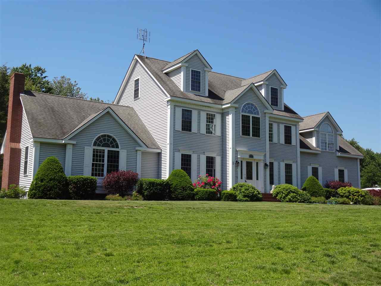 7 Fieldstone Lane Hampton Falls, NH 03844 - Photo 4 of 36 Gallery Image 4