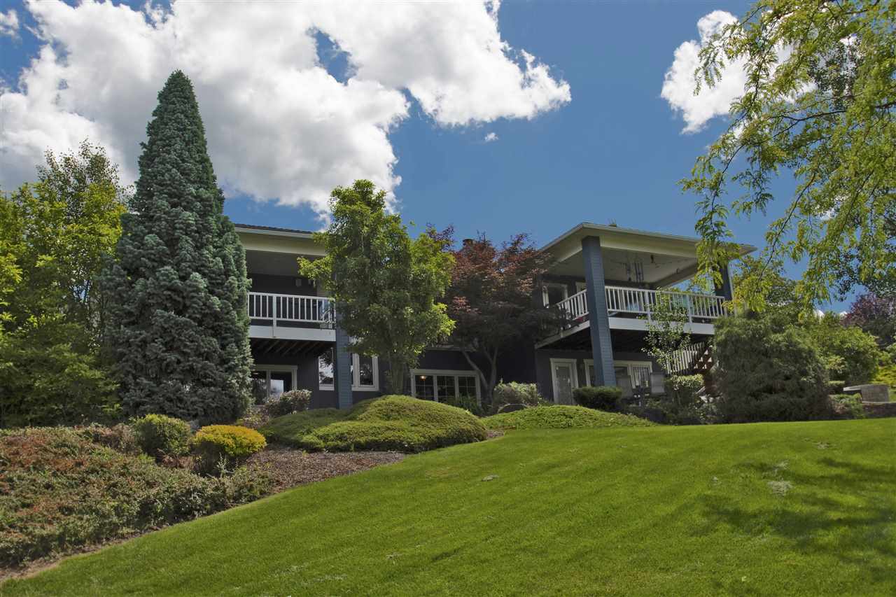 5925 South Dearborn Road Spokane, WA 99223 - Photo 2 of 20