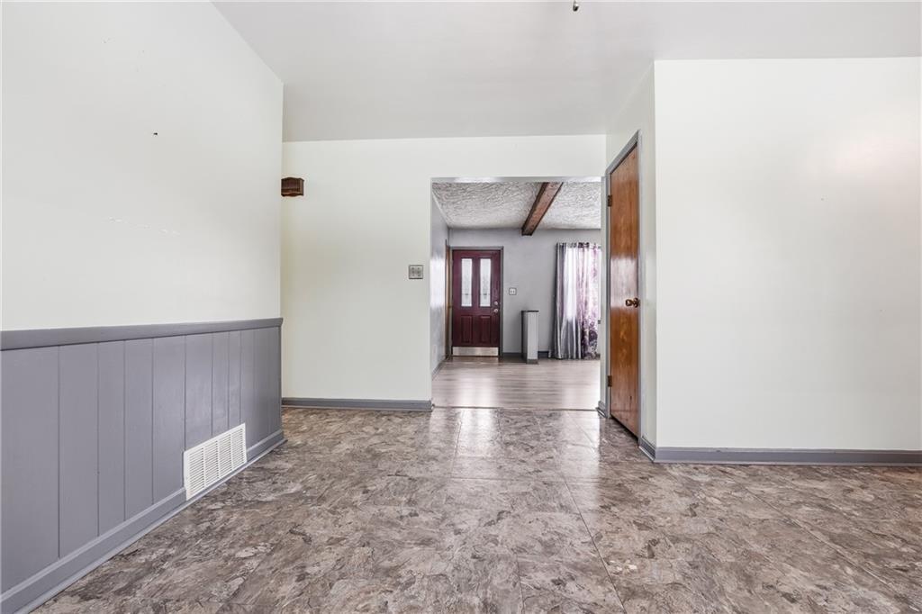 745 Robertson Road Hermitage, PA 16148 - Photo 13 of 31