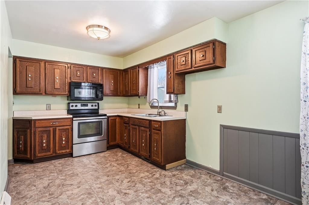 745 Robertson Road Hermitage, PA 16148 - Photo 14 of 33