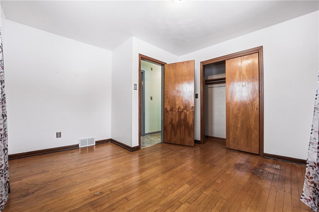 745 Robertson Road Hermitage, PA 16148 - Photo 18 of 31