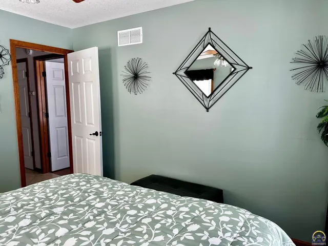 $425,000 | 4453 Southwest Colly Creek Drive, Topeka, KS 66610