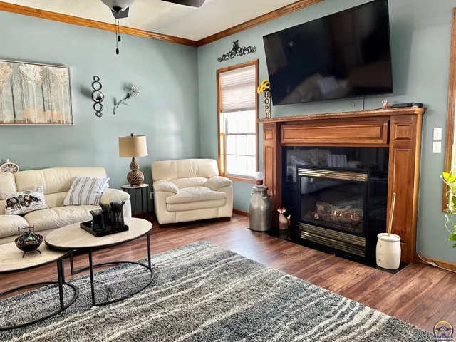 $425,000 | 4453 Southwest Colly Creek Drive, Topeka, KS 66610