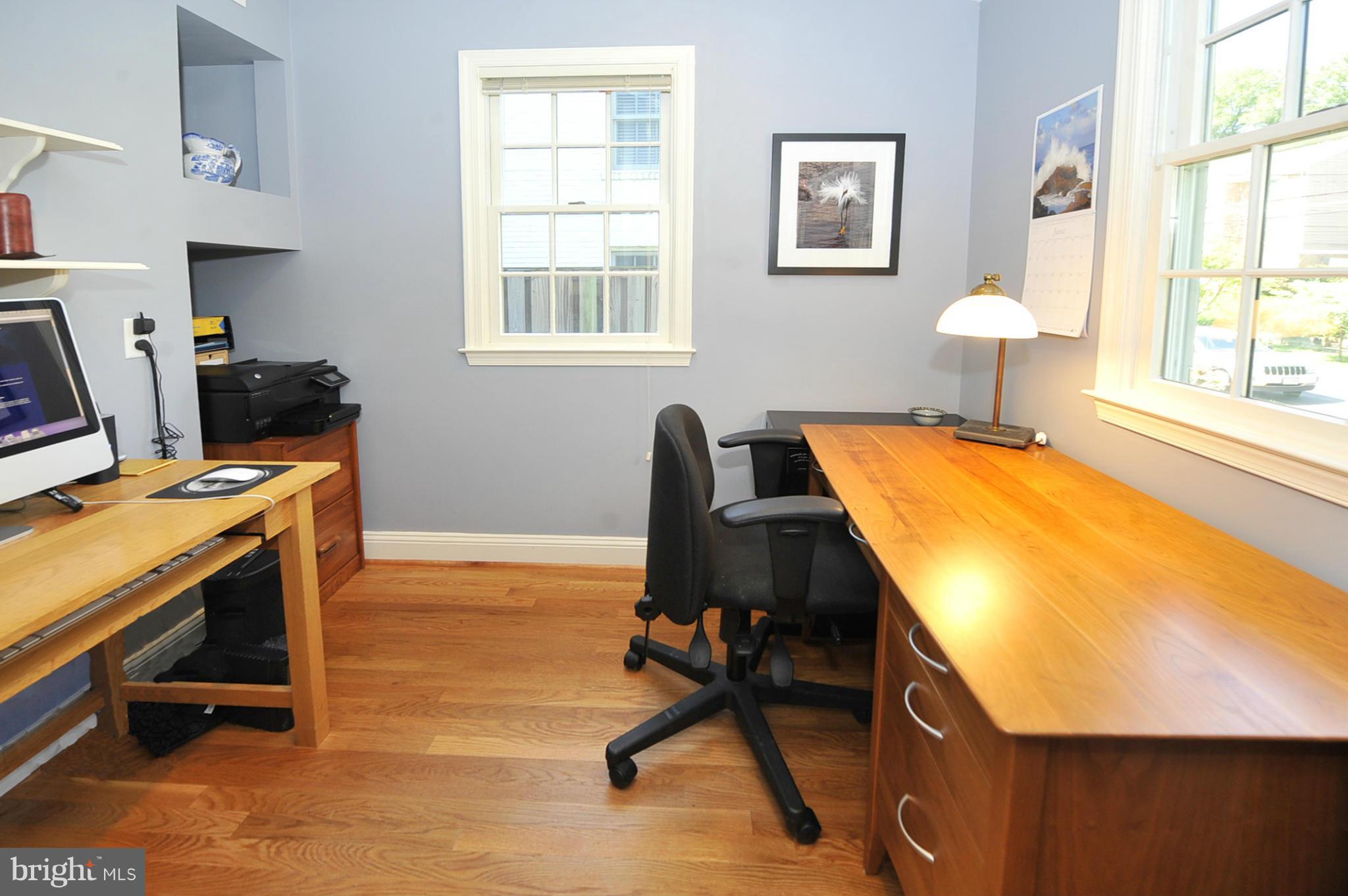 7913 Chelton Road Bethesda, MD 20814 - Photo 14 of 29 Interior (General)