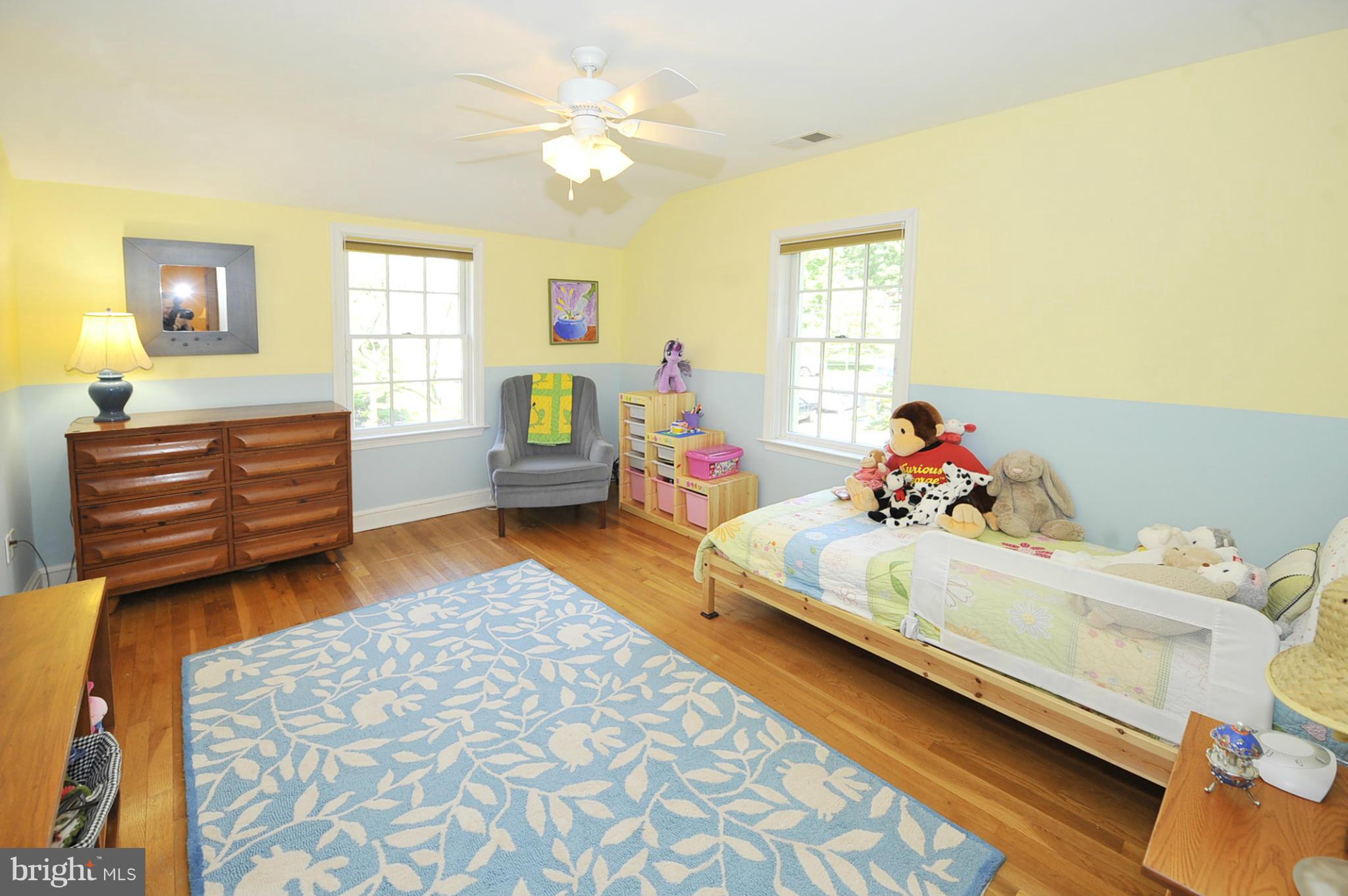 7913 Chelton Road Bethesda, MD 20814 - Photo 22 of 29 Bedroom