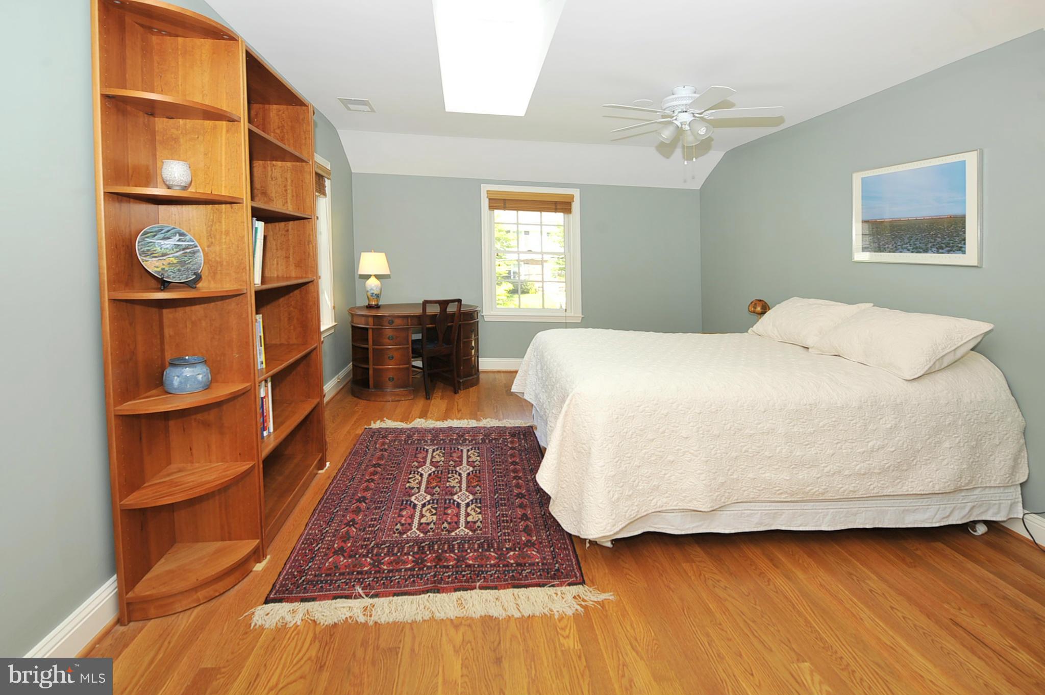 7913 Chelton Road Bethesda, MD 20814 - Photo 23 of 29 Bedroom